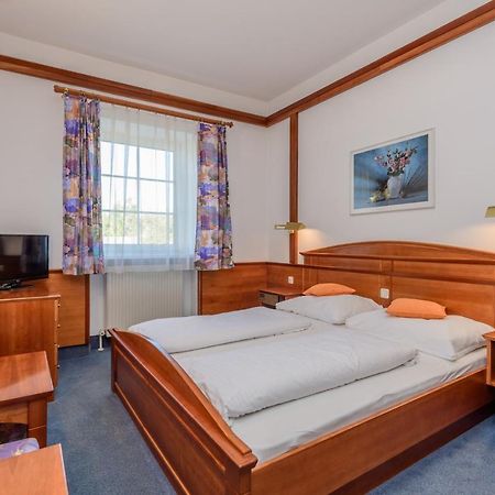 Gasthof Stoeckler Hotel Enns Buitenkant foto