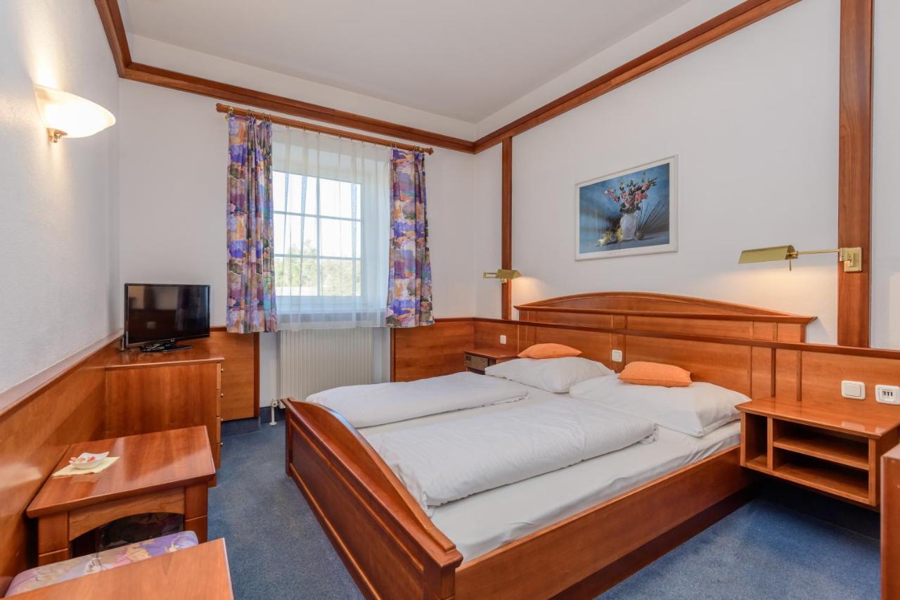 Gasthof Stoeckler Hotel Enns Buitenkant foto