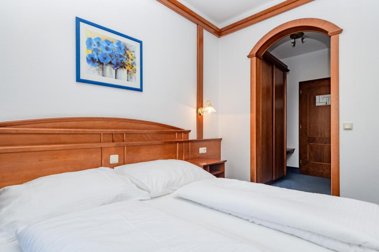 Gasthof Stoeckler Hotel Enns Buitenkant foto