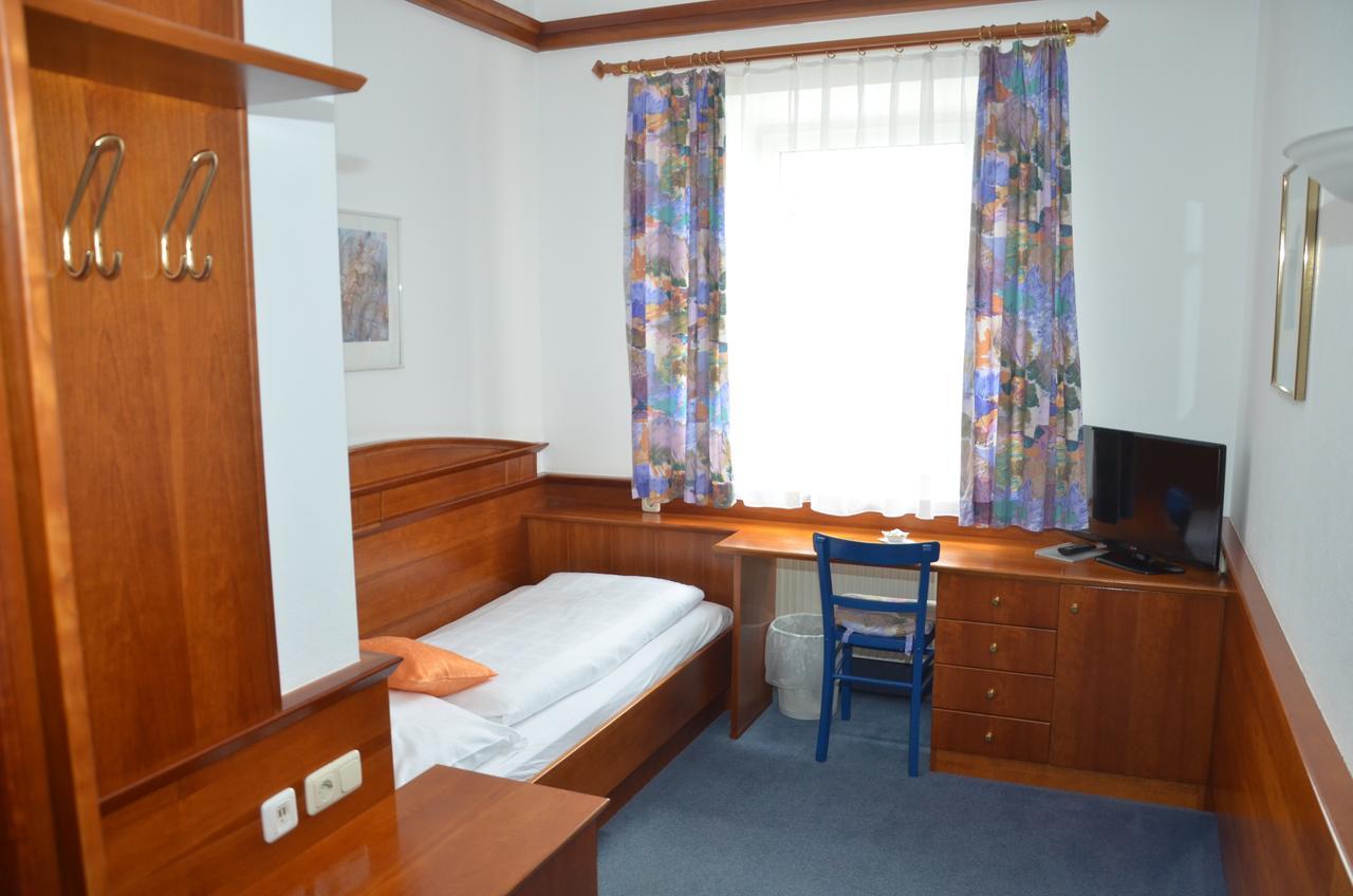 Gasthof Stoeckler Hotel Enns Buitenkant foto